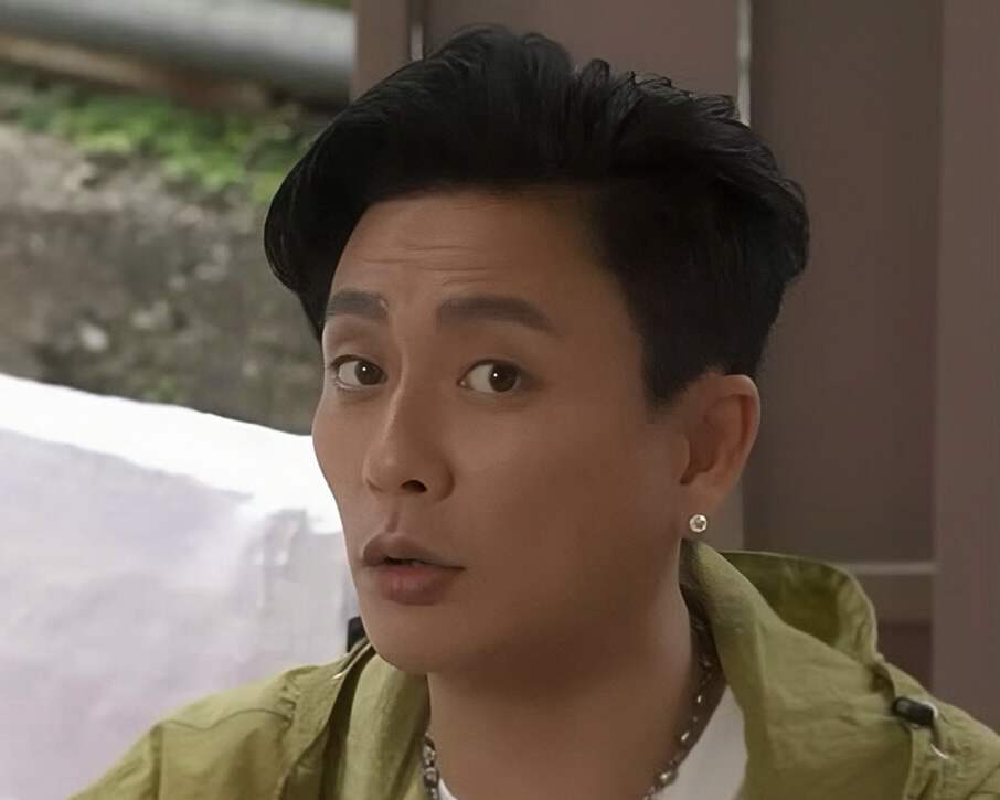 黄宗泽称不婚因父母离异 离世前花光积蓄