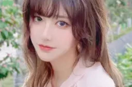 网红直播卖假货被警方当场带走