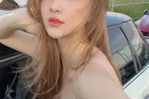 网红小易事件:海外生活红利争议