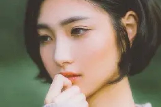 女星自曝爱闻臭屁，人设崩塌？