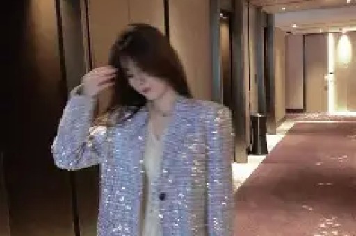 肖旭回应出轨 白举纲当爸 何猷君婚礼 白鹿睡过头