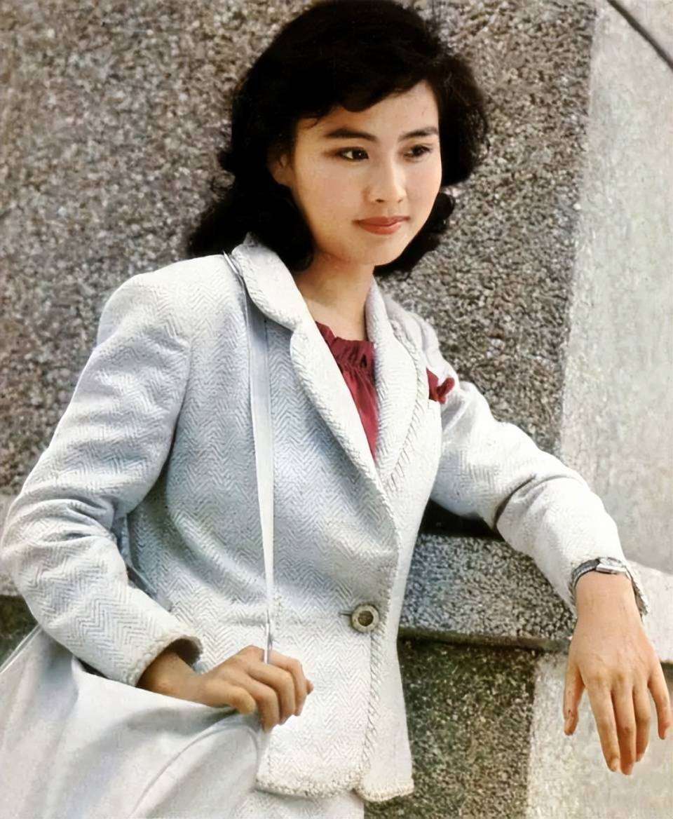 四位女星婚姻结局:出轨反咬,含恨而终