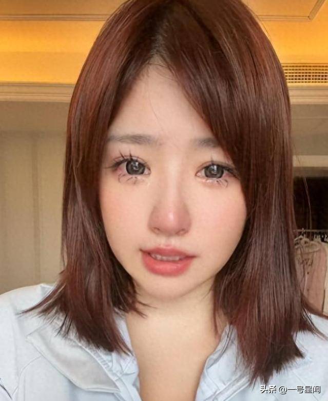 王健林债务缠身为非婚生子女铺路,黄一鸣情绪崩溃