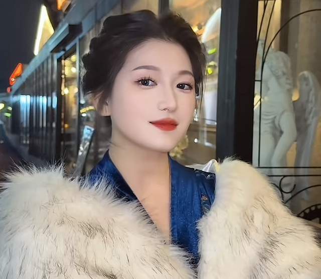 网红阿桃遭背叛，婚房抓奸称享受出轨